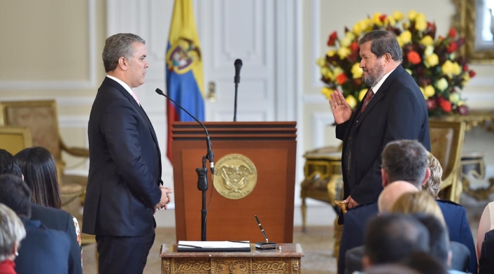 Presidente Iván Duque y el nuevo embajador de Colombia en Costa Rica Angelino Garzón