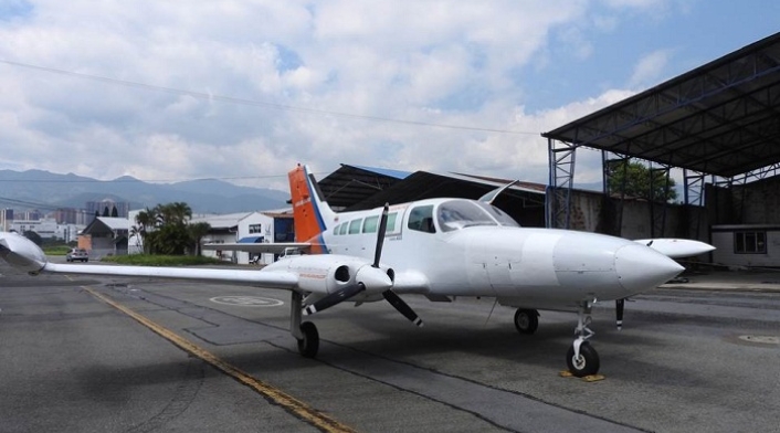 Foto referencial aeronave.