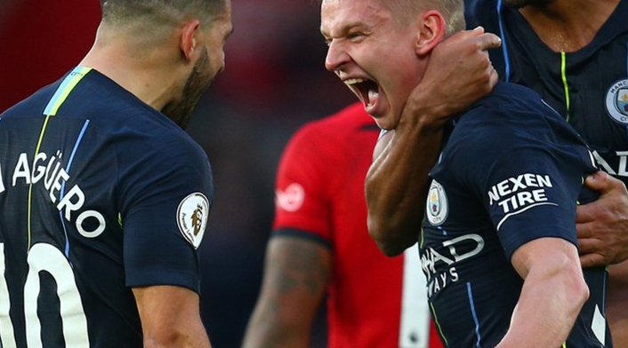 Jugadores del Manchester City celebran una victoria en la Premier League Jugadores del Manchester City celebran una victoria en la Premier League