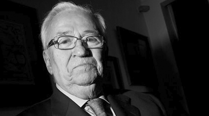 Belisario Betancur Belisario Betancur fue presidente de Colombia en el periodo 1982-1986.