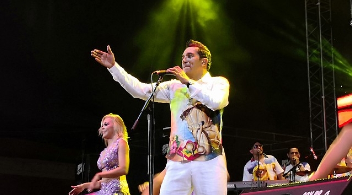 Checo Acosta Checo Acosta