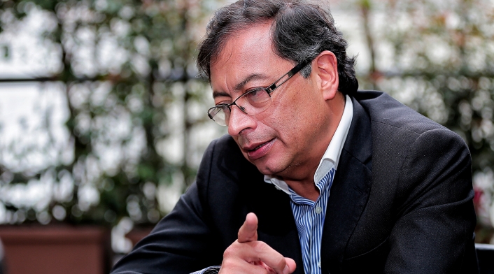 Gustavo Petro, senador de la República