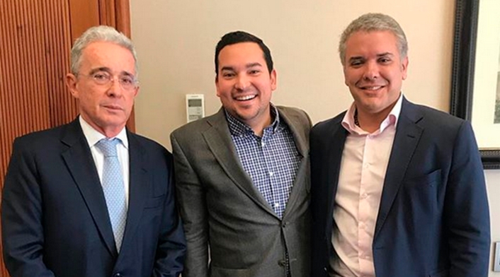 Juan Manuel Daza (centro) junto al expresidente Álvaro Uribe y el presidente Iván Duque