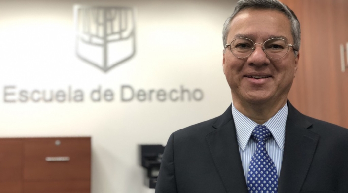 Leonardo Espinosa Quintero, abogado y doctor en Derecho de la Universidad Alfonso X El Sabio de Madrid