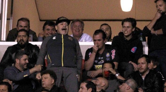 Diego Maradona en la final de la Liga de Ascenso del fútbol mexicano Diego Maradona en la final de la Liga de Ascenso del fútbol mexicano