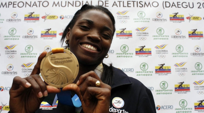Caterine Ibargüen medalla de bronce mundial de atletismo 2011
