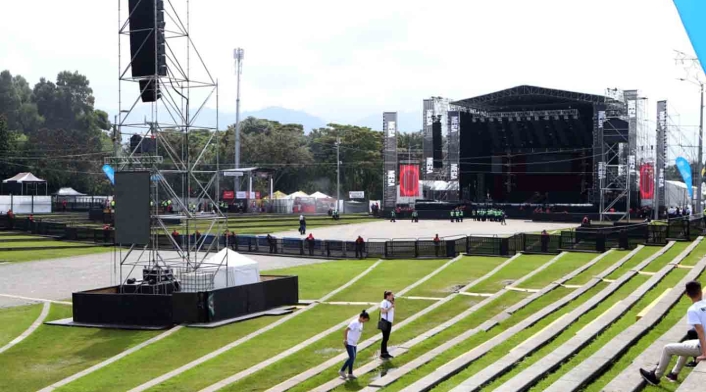 El evento se lleva a cabo en el Parque Simón Bolívar.
