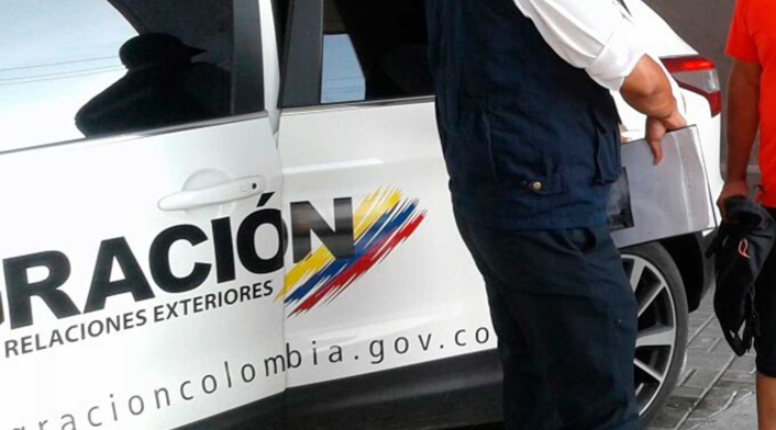 Funcionarios de Migración Colombia Funcionarios de Migración Colombia
