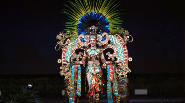 Traje típico de Andrea Toscano, Miss México.