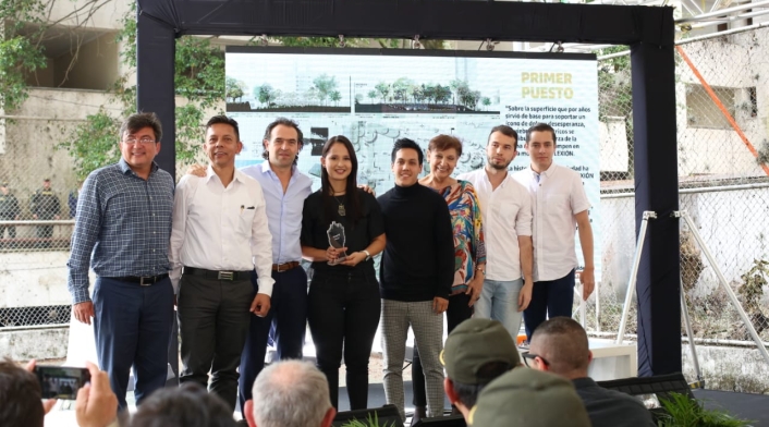 Concurso público para construir un parque en el edificio Mónaco.
