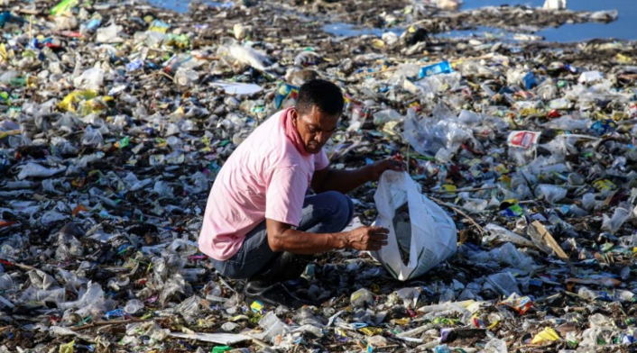 Contaminación del mar en Bahía de Manila
