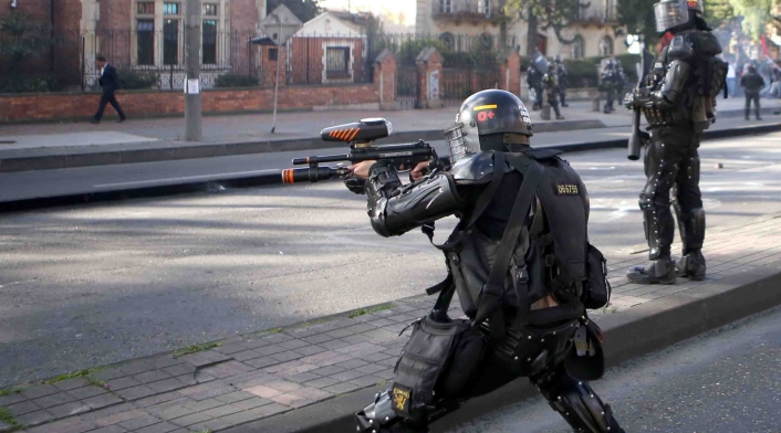 PROTESTAS ESTUDIANTES PARO POLICIA ESMAD