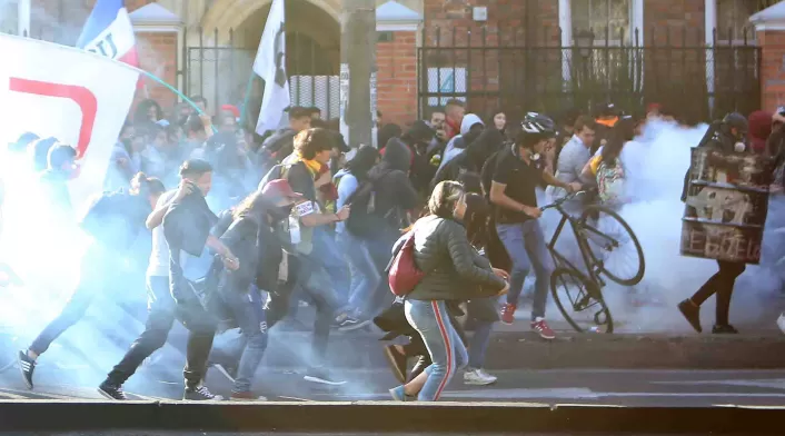 PROTESTAS ESTUDIANTES PARO POLICIA ESMAD