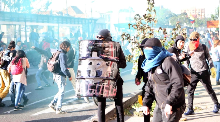 PROTESTAS ESTUDIANTES PARO POLICIA ESMAD