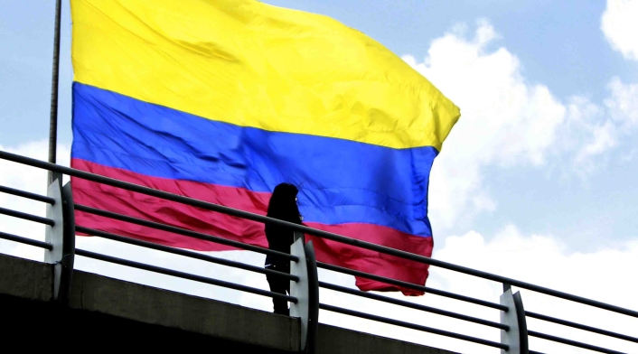 PUENTES PEATONALES PEATONES ESTUDIANTES
