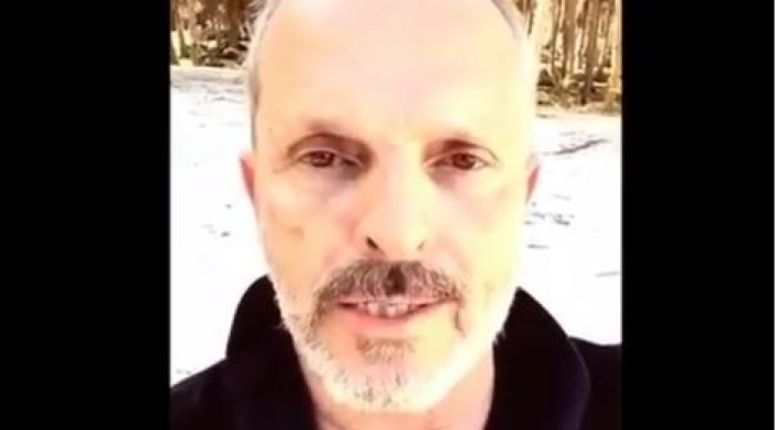 Miguel Bosé despeja rumores de su estado de salud
