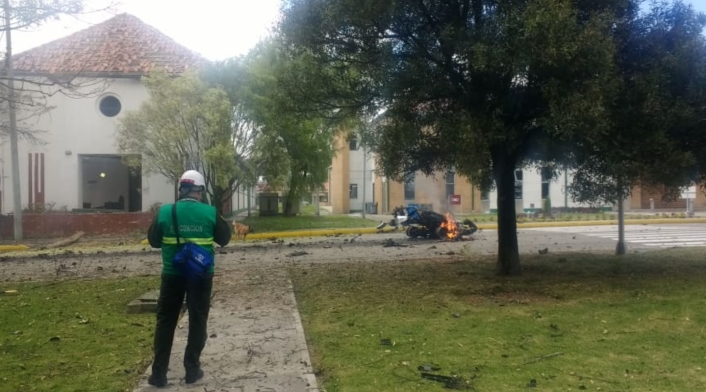 El saldo inicial es de cinco muertos y diez heridos.