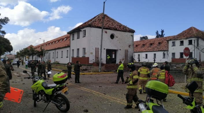 Carro bomba en Escuela general Santander de la Policía