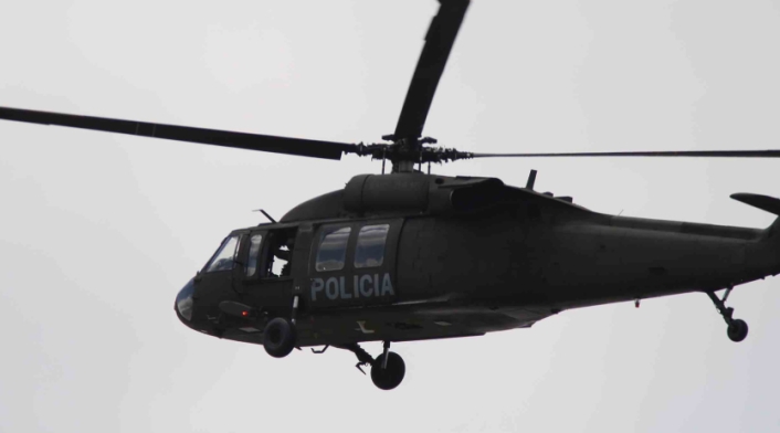 Helicóptero de la Policía - Carro Bomba en Escuela General Santander