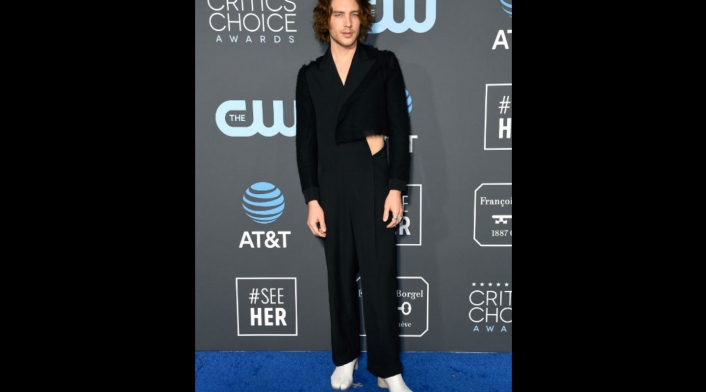 Cody Fern en los Critics' Choice Awards 2019