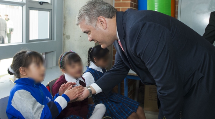El presidente Iván Duque visitó la Institución Educativa Las Américas, en Bogotá. El presidente Iván Duque visitó la Institución Educativa Las Américas, en Bogotá.