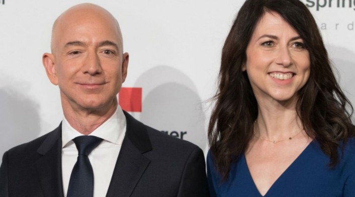 Jeff Bezos y su esposa MacKenzie