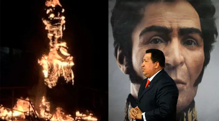 Manifestantes quemaron estatua de Hugo Chávez