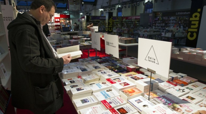 Estante de libros