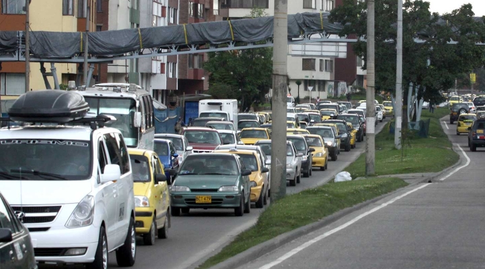 Tráfico en la Avenida Boyacá Tráfico en la Avenida Boyacá