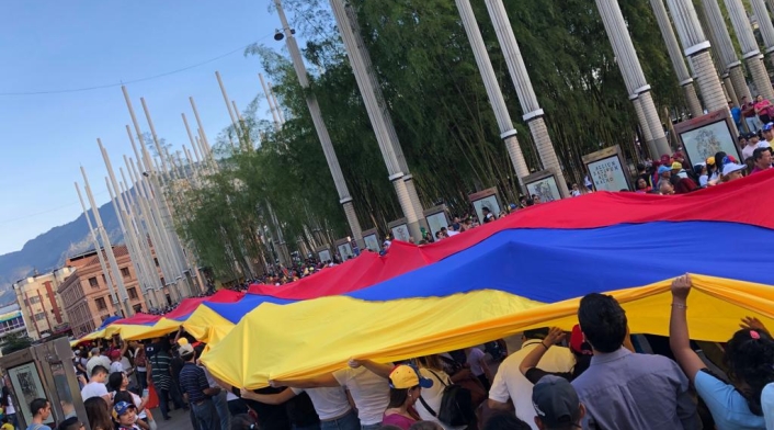 Plantón de Venezolanos en Medellín