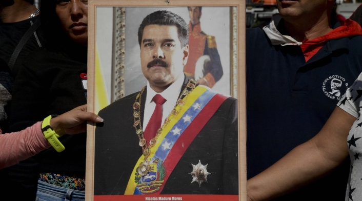 Nicolás Maduro se posesionó para asumir el poder hasta 2025.