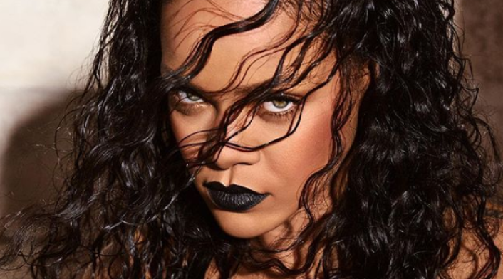 Rihanna, cantante nacida en Barbados.