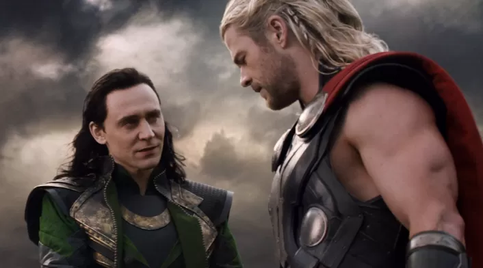 Loki es el principal enemigo de Thor Loki se convirtió en un villano muy querido entre los fans de las películas de Marvel
