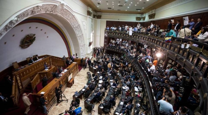 En Parlamento venezolano habría un explosivo