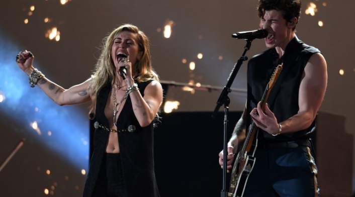 Miley Cyrus y Shawn Mendes