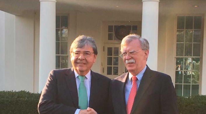 Carlos Holmes Trujillo y John Bolton Carlos Holmes Trujillo tuvo un encuentro con John Bolton