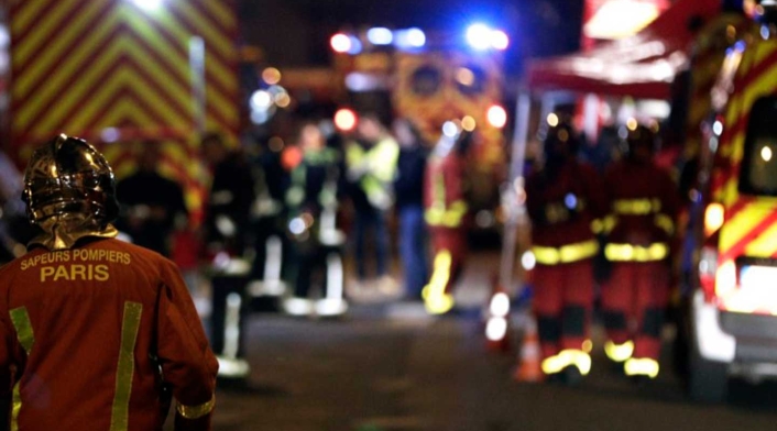 Bomberos atienden incendio en Paris