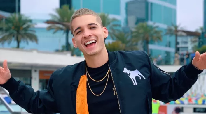 Legarda, uno joven cantante de Popayán para el mundo Legarda, uno joven cantante de Popayán para el mundo