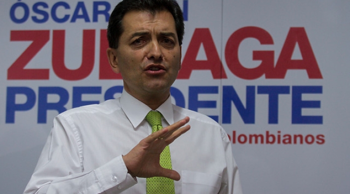 LUIS ALFONSO HOYOS