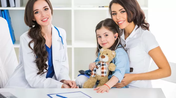 Niño recibe un diagnóstico médico