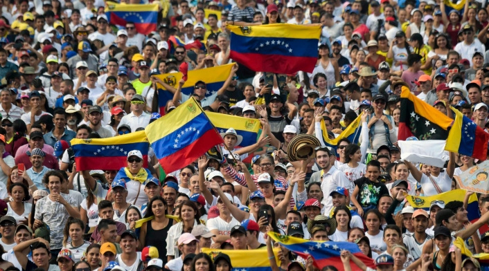 El concierto en el puente Tienditas, del lado colombiano