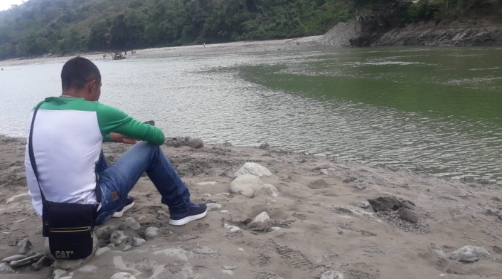 Río Cauca y su bajo nivel en el afluente, a la altura de Puerto Valdivia