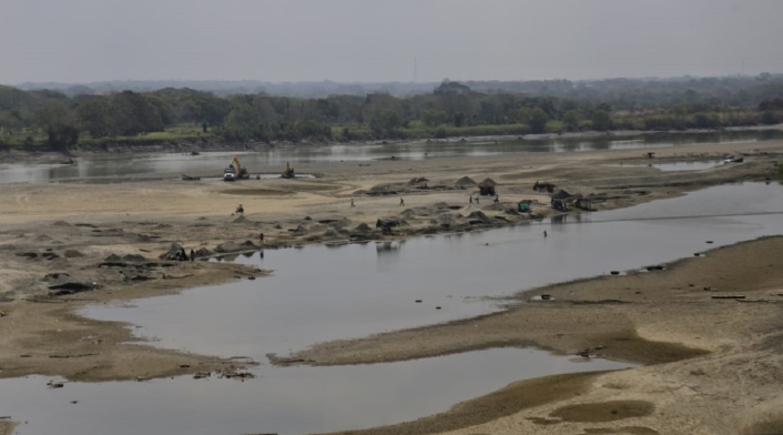 Cause del río Cauca tras el cierre de la segunda compuerta de Hidroituango Cause del río Cauca tras el cierre de la segunda compuerta de Hidroituango