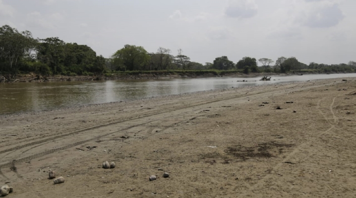 Cause del río Cauca tras el cierre de la segunda compuerta de Hidroituango Cause del río Cauca tras el cierre de la segunda compuerta de Hidroituango