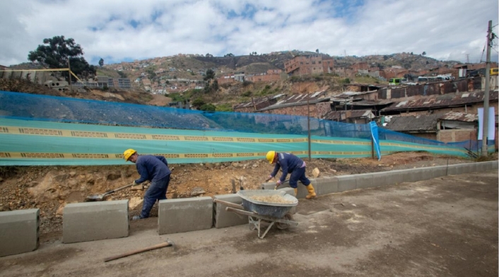 Construcciones en Ciudad Bolívar Construcciones en Ciudad Bolívar