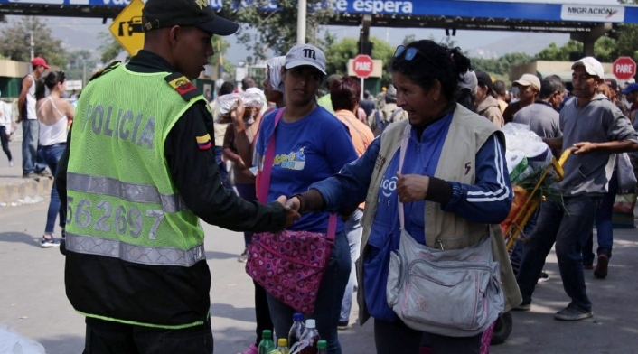 Así es el paso de la frontera entre Colombia y Venezuela