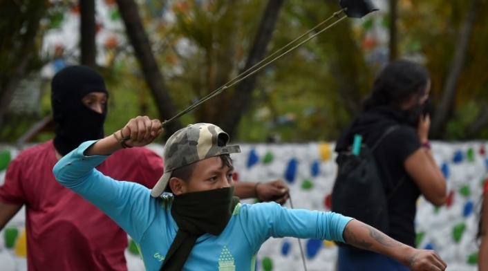 Protesta de indígenas en Cauca, en la vía Panamericana