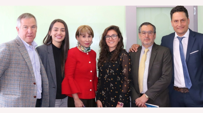 Carlos González, Isabella Echeverri, Alicia Arango, Natalia Gaitán en el marco de su encuentro en Bogotá