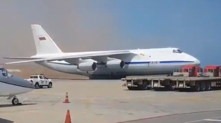 Avión Ruso