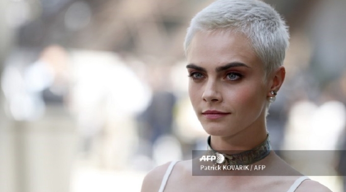 CARA DELEVINGNE
